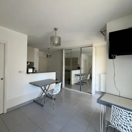 Valrose Apartamento *